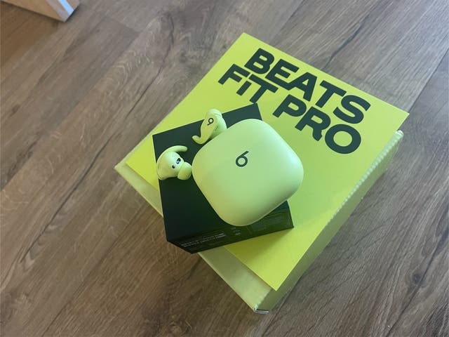 The Beats Fit Pro Earbuds Launch In Three New Colours The Independent 9171